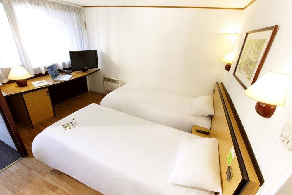 Campanile Marseille Vitrolles Griffon Hotel Quarto foto